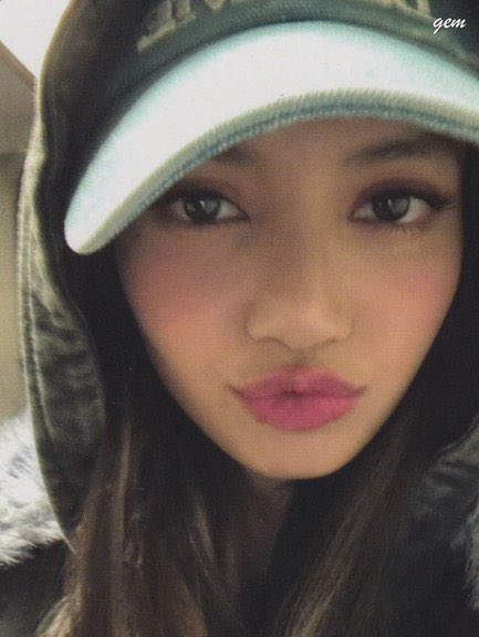 Foto aktivitas terbaru Lisa (BLACKPINK)