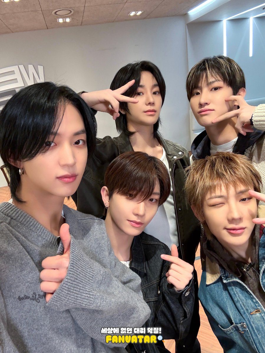 A moment captured by TNX's fan