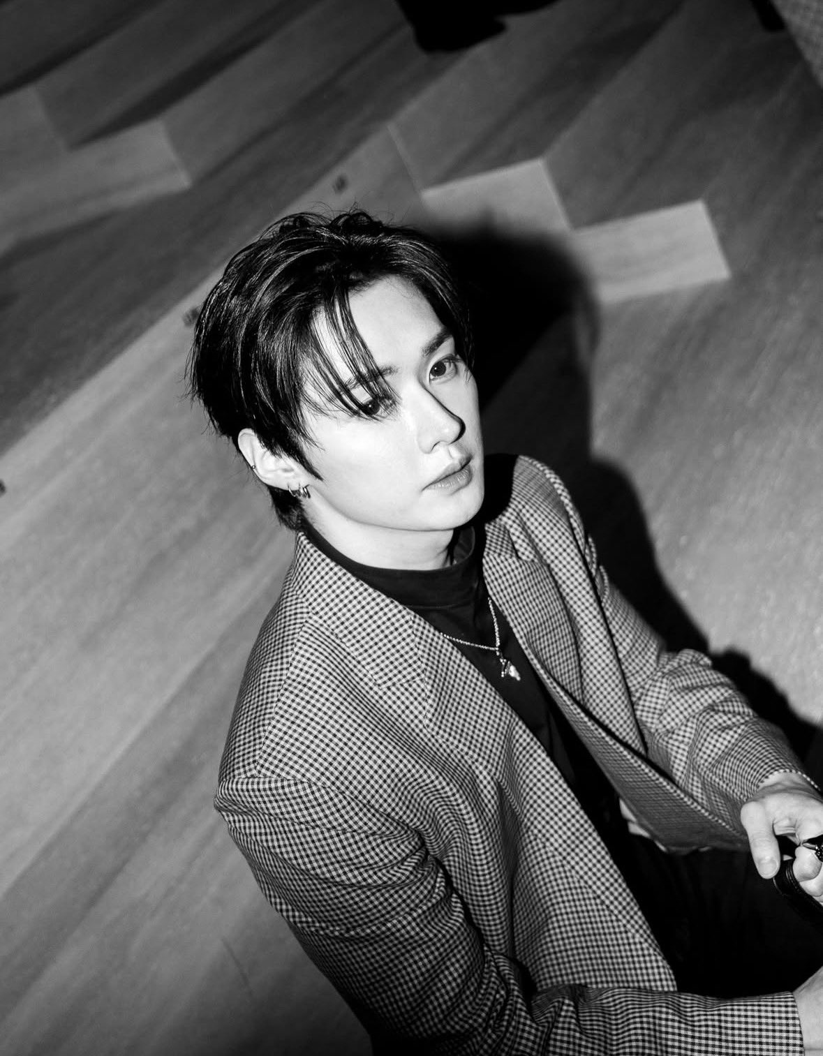 Behind-the-scenes cut of Lee Know (Stray Kids)