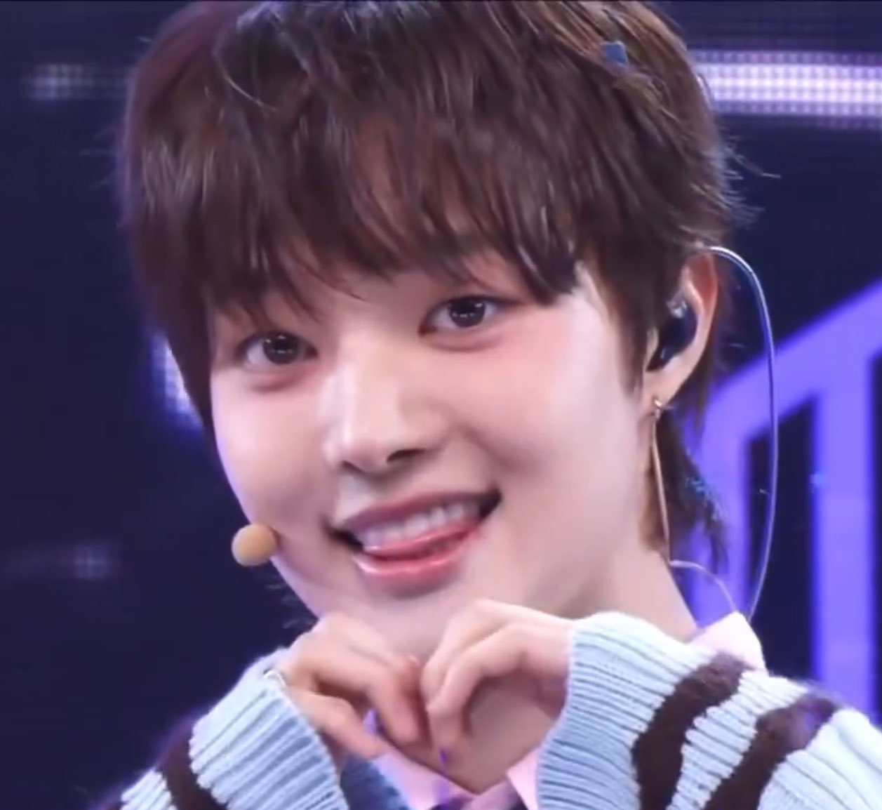 Potret di balik layar EJ (&TEAM)