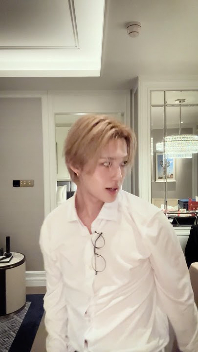 Fandom-recommended wallpaper image of Doyoung (TREASURE)