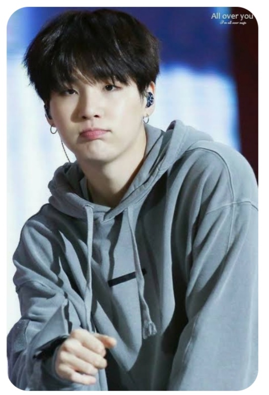 A moment captured by Secret Garden's fan