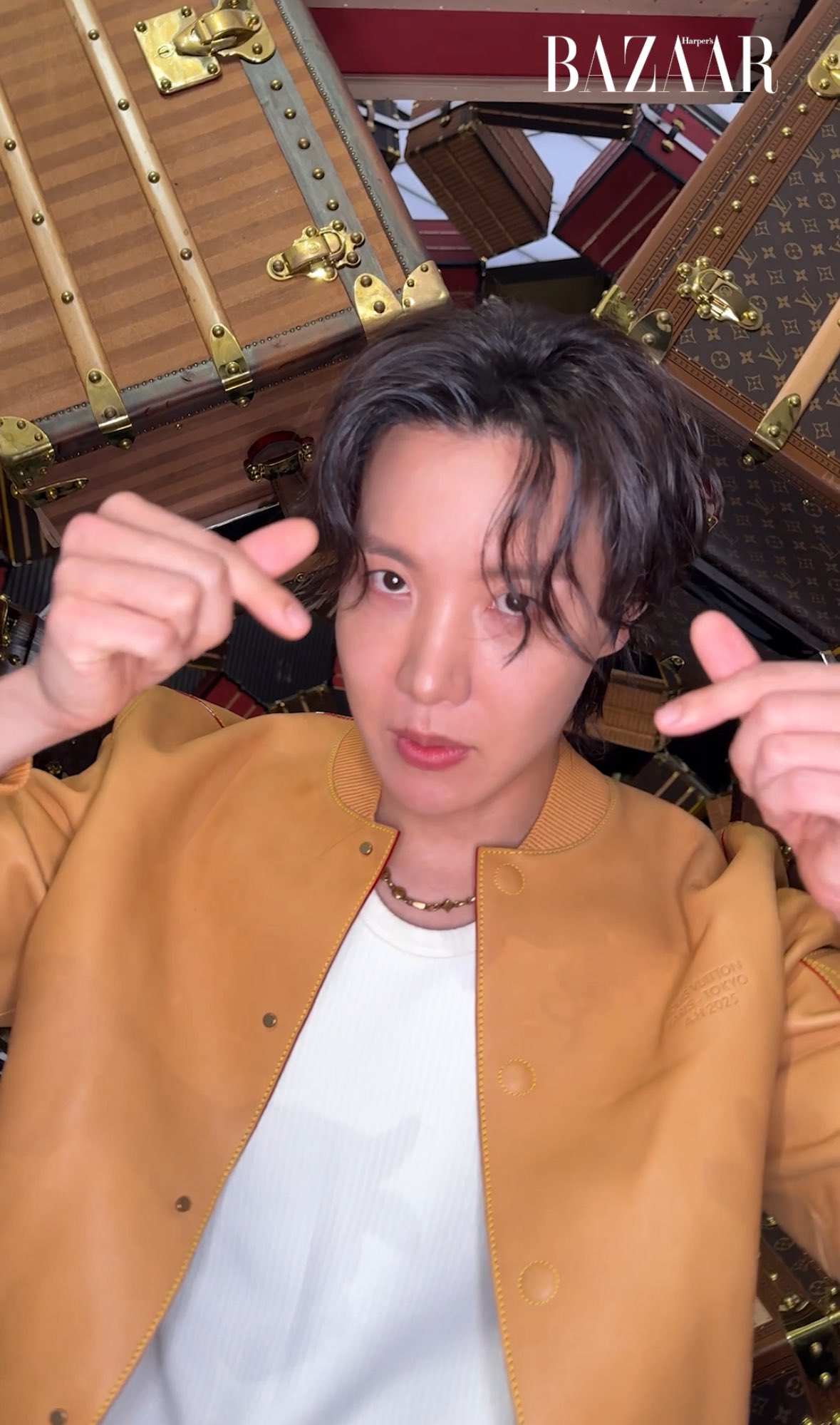 Today's most popular wallpaper in the j-hope (BTS) community