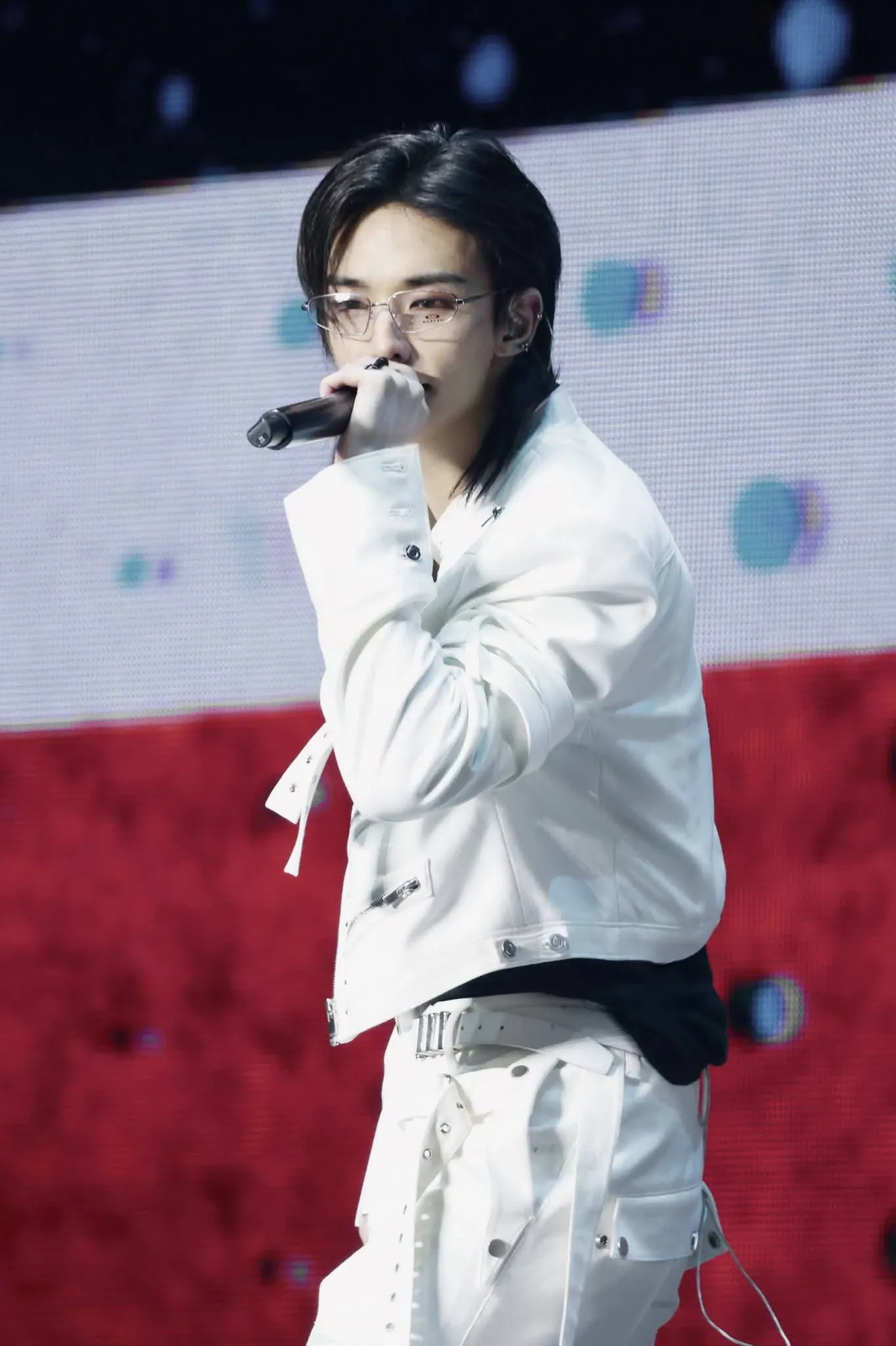 A moment captured by Hyunjin (Stray Kids)'s fan