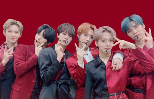 A moment captured by ONEUS's fan