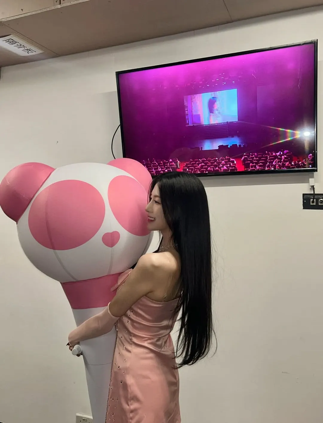 Apinkの最近の活動写真