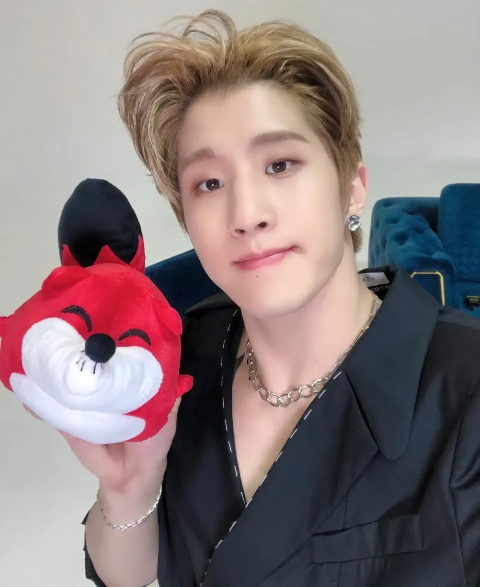 Jinjin (ASTRO)粉絲拍下的瞬間
