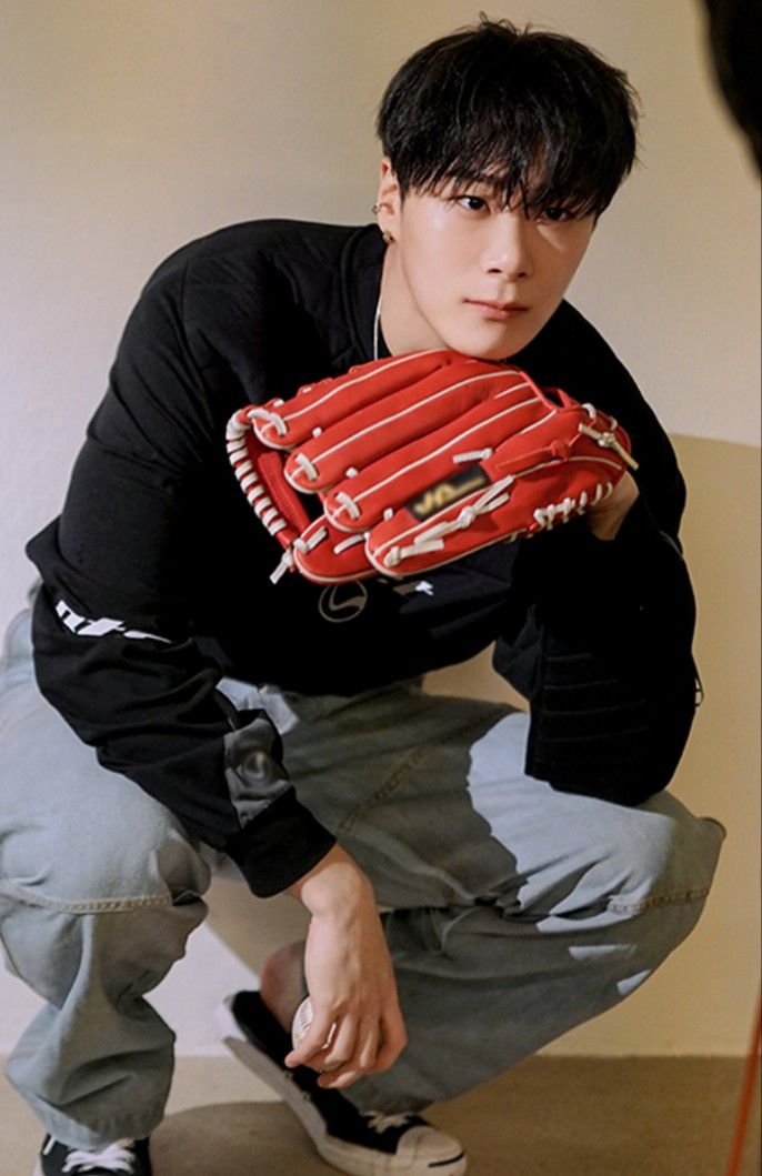 A moment captured by Moonbin (ASTRO)'s fan