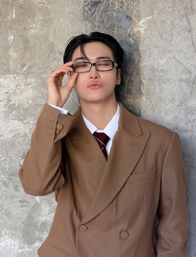 パク・ソンファ (ATEEZ)の舞台裏ショット