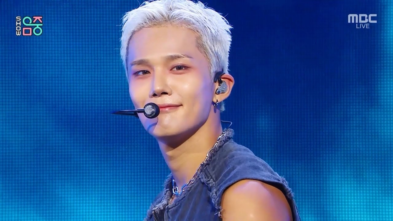 Behind-the-scenes cut of CIX