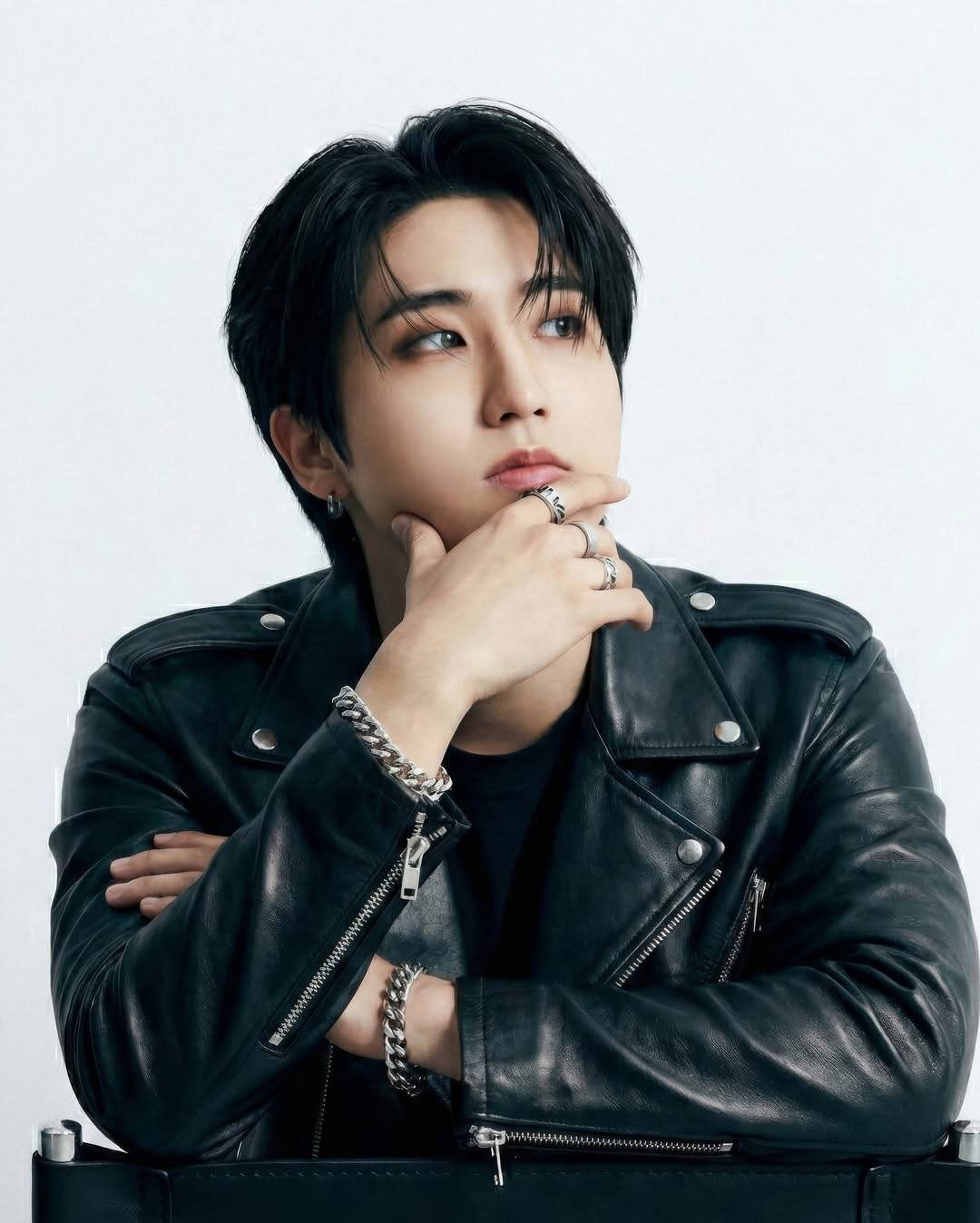 Latest photo of HAN (Stray Kids)