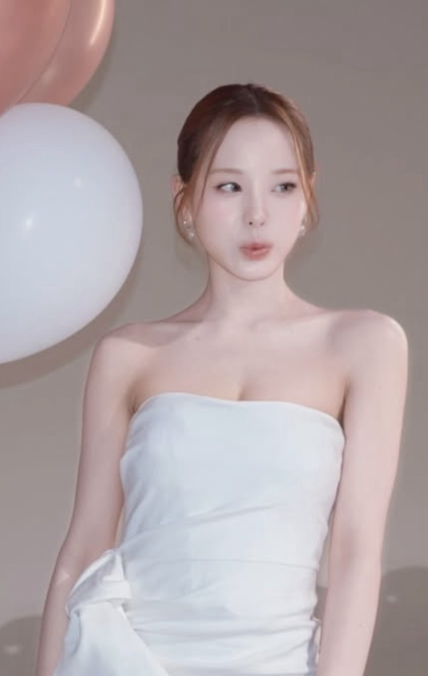 Behind-the-scenes cut of Mako (NiziU)