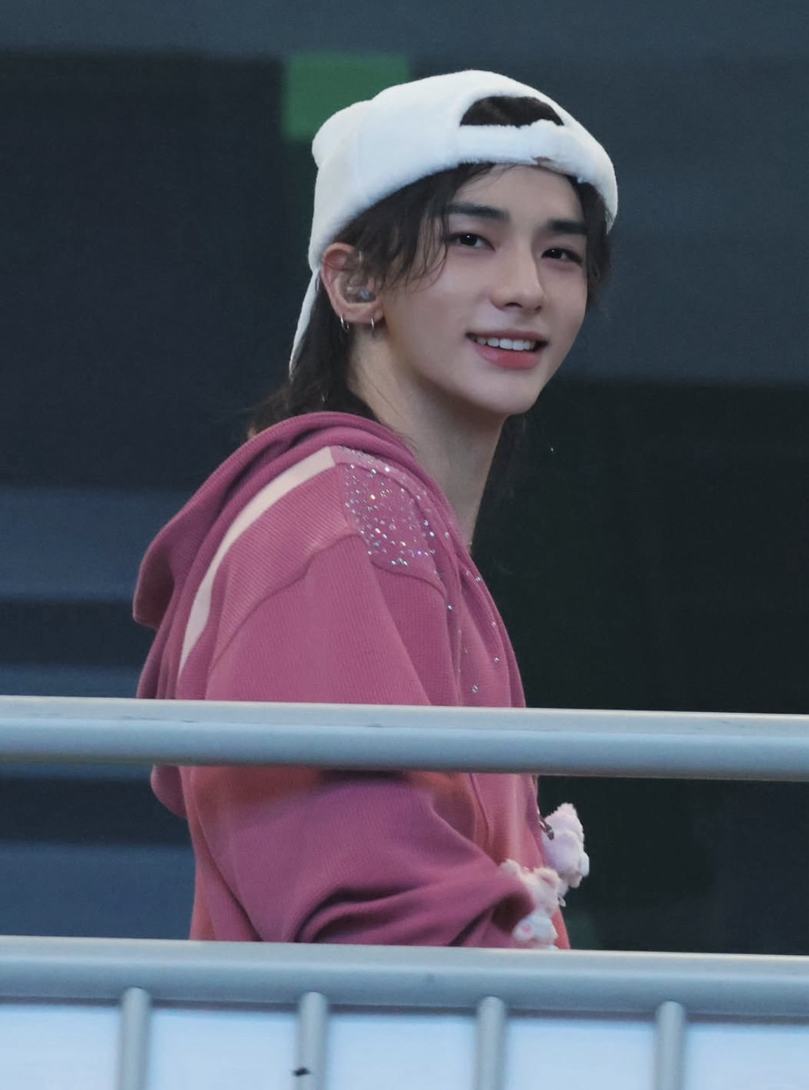 Behind-the-scenes cut of Hyunjin (Stray Kids)