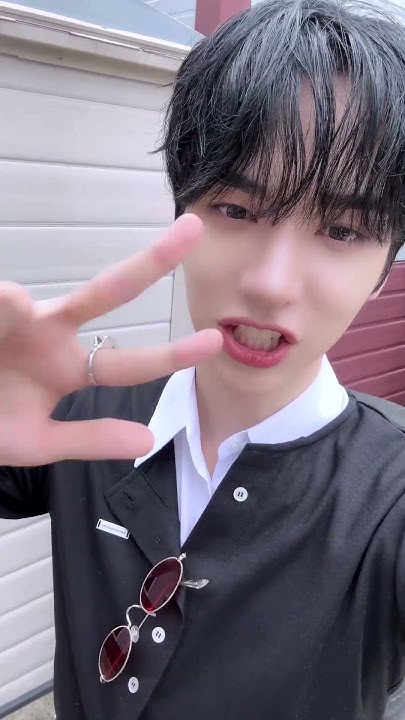 Recent activity shot of Hanjun (n.SSign)