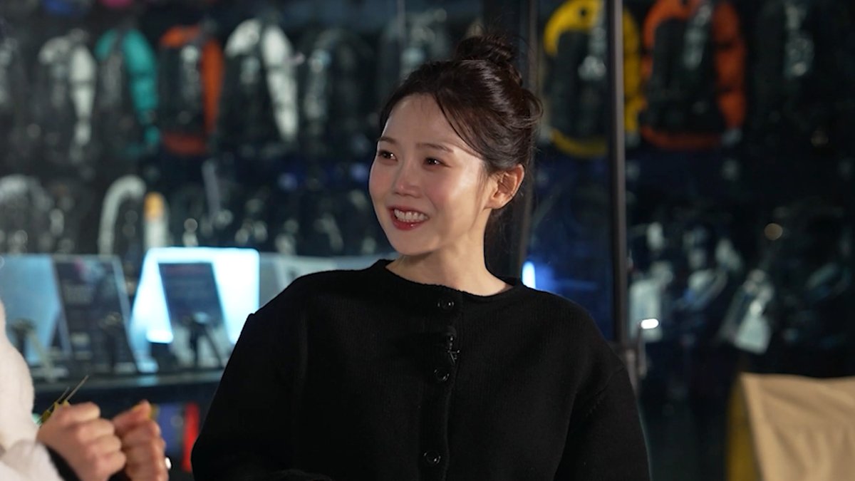 Behind-the-scenes cut of OH MY GIRL