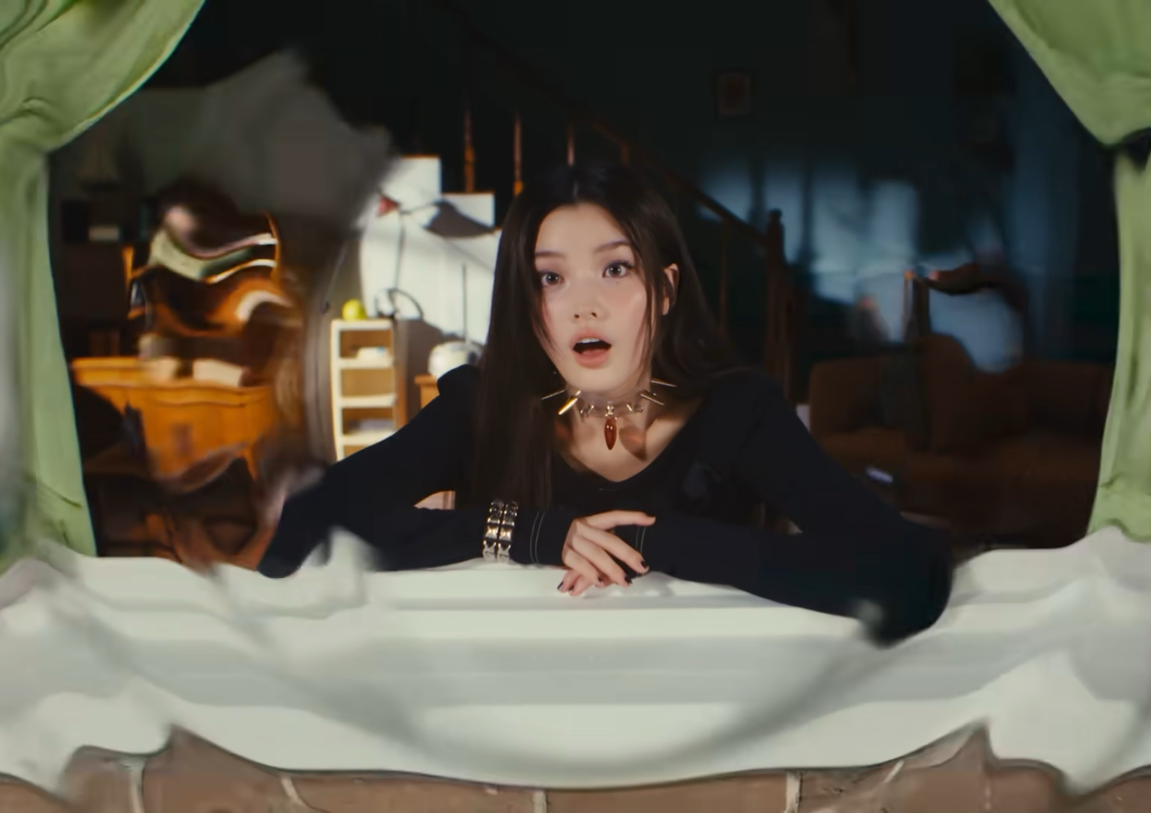 Recent activity shot of Iroha (ILLIT)