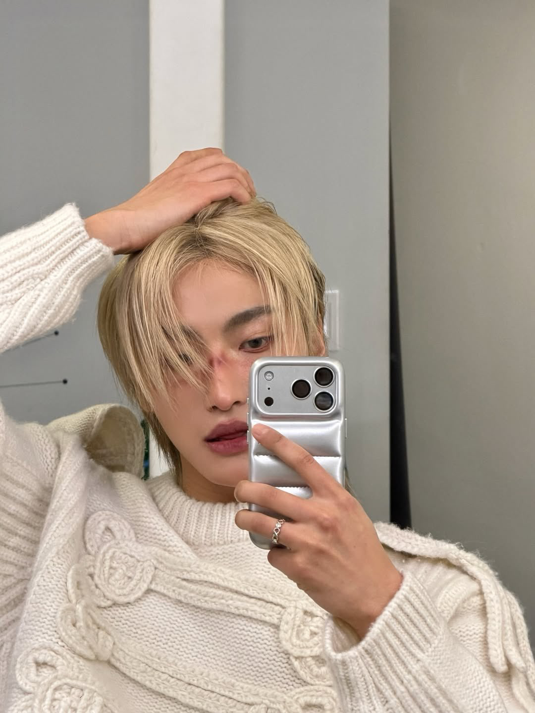 Behind-the-scenes cut of Seonghwa (ATEEZ)