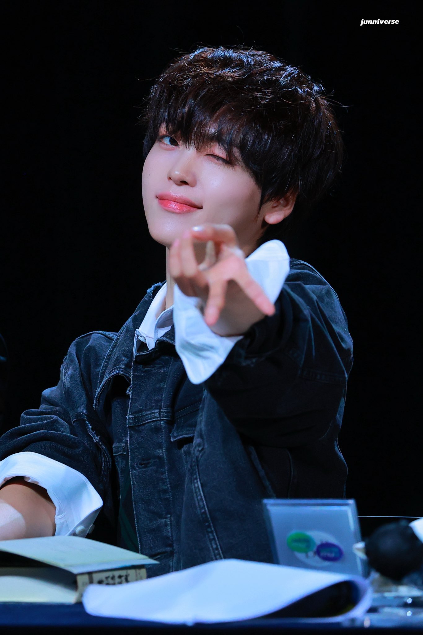 형준 (CRAVITY) 팬이 찍은 순간