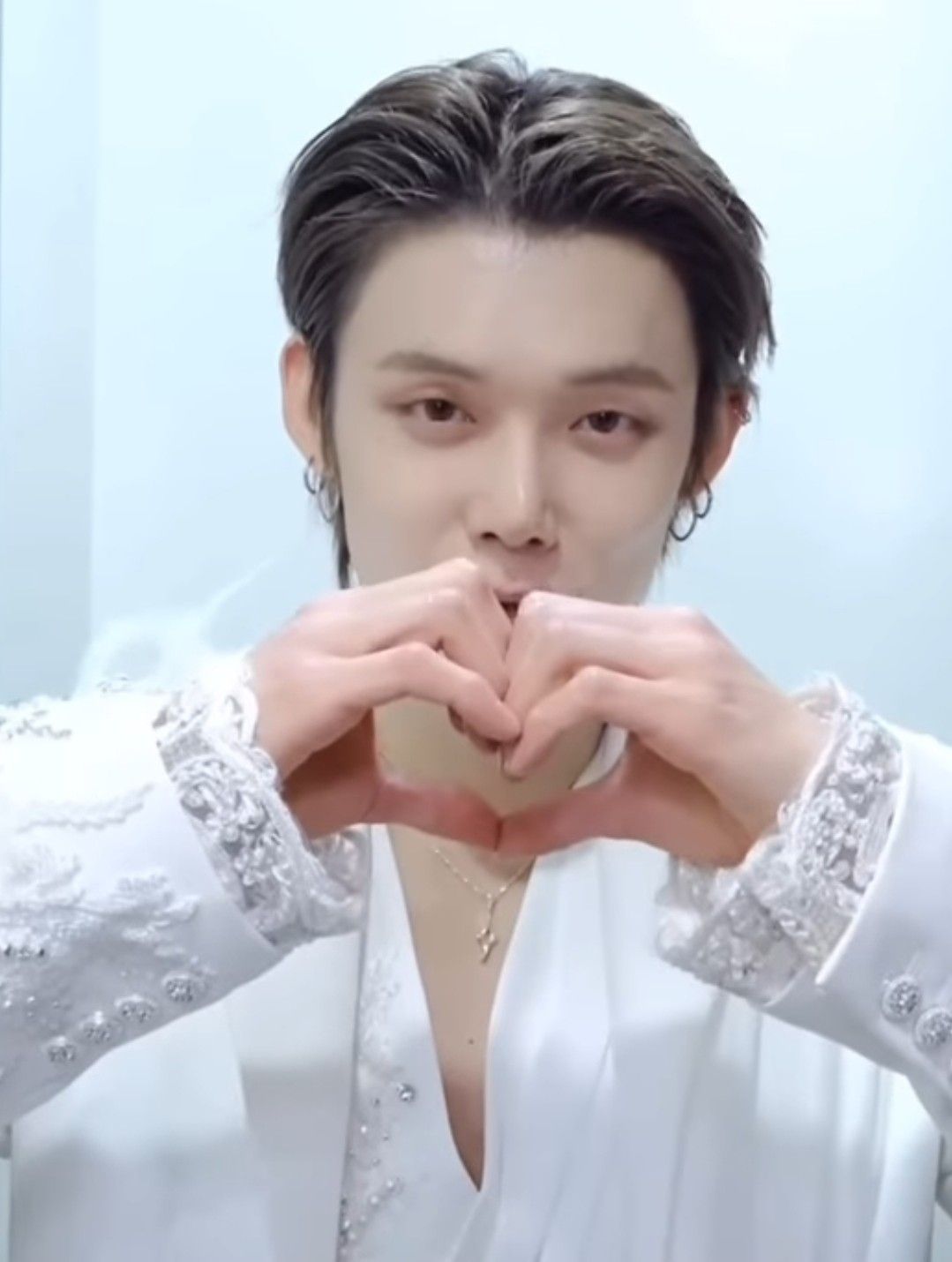 A moment captured by Yeonjun (TOMORROW X TOGETHER)'s fan