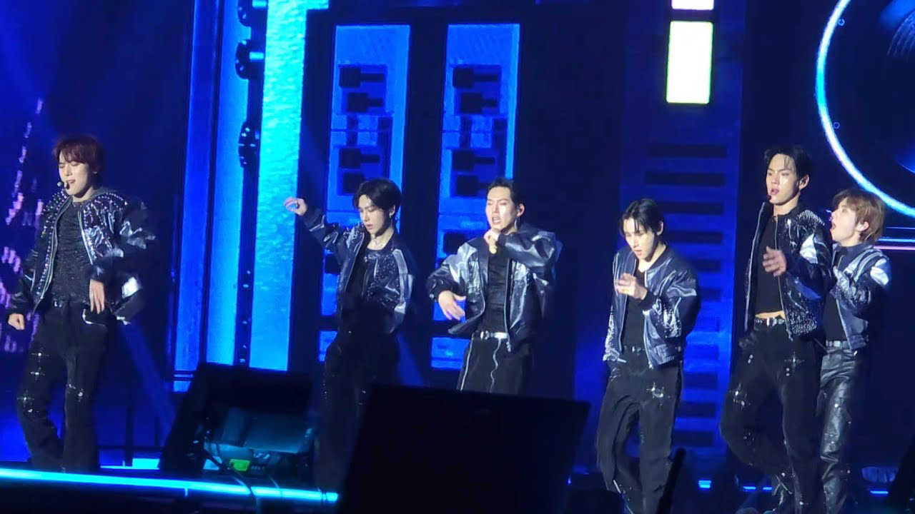 A moment captured by Shownu (MONSTA X)'s fan