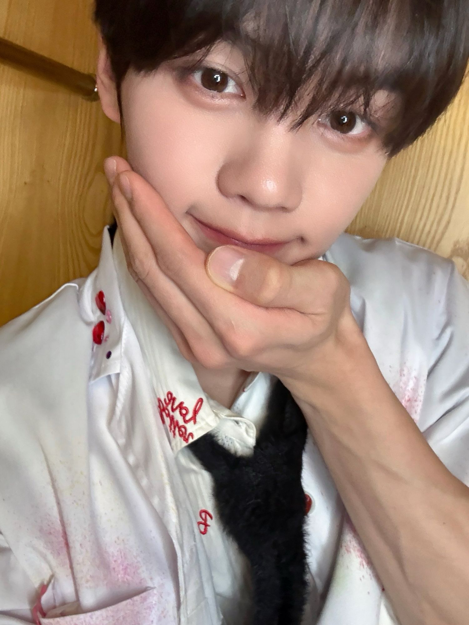 Latest photo of Kim Gyuvin (ZEROBASEONE)