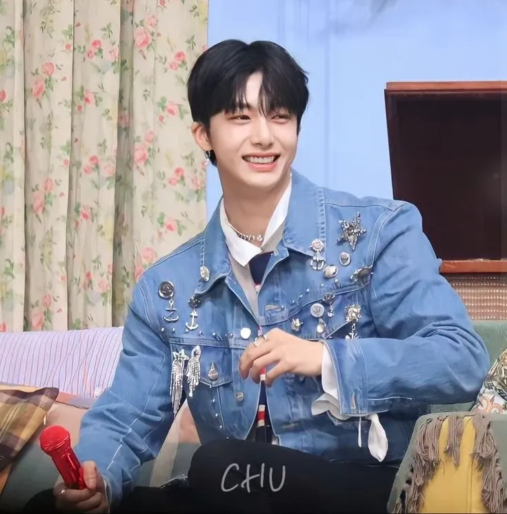 Foto aktivitas terbaru Hyungwon (MONSTA X)