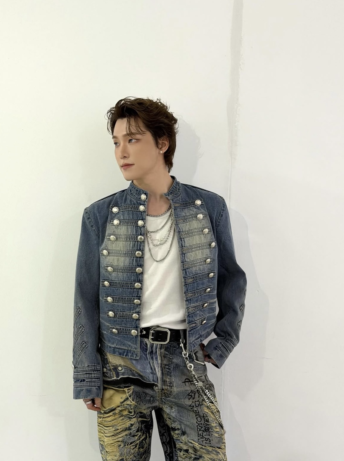 Recent activity shot of Dino (SEVENTEEN)