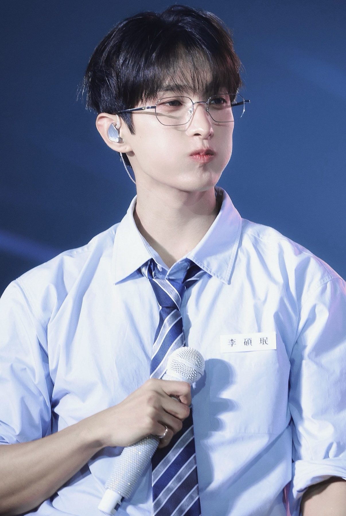 Behind-the-scenes cut of DK (SEVENTEEN)