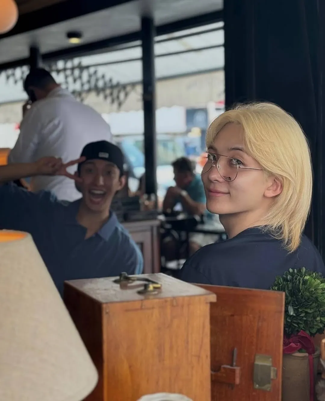 Recent activity shot of Jeonghan (SEVENTEEN)