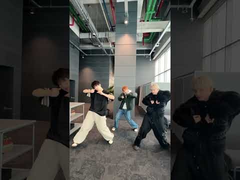 太顯 (TOMORROW X TOGETHER)的最新照片