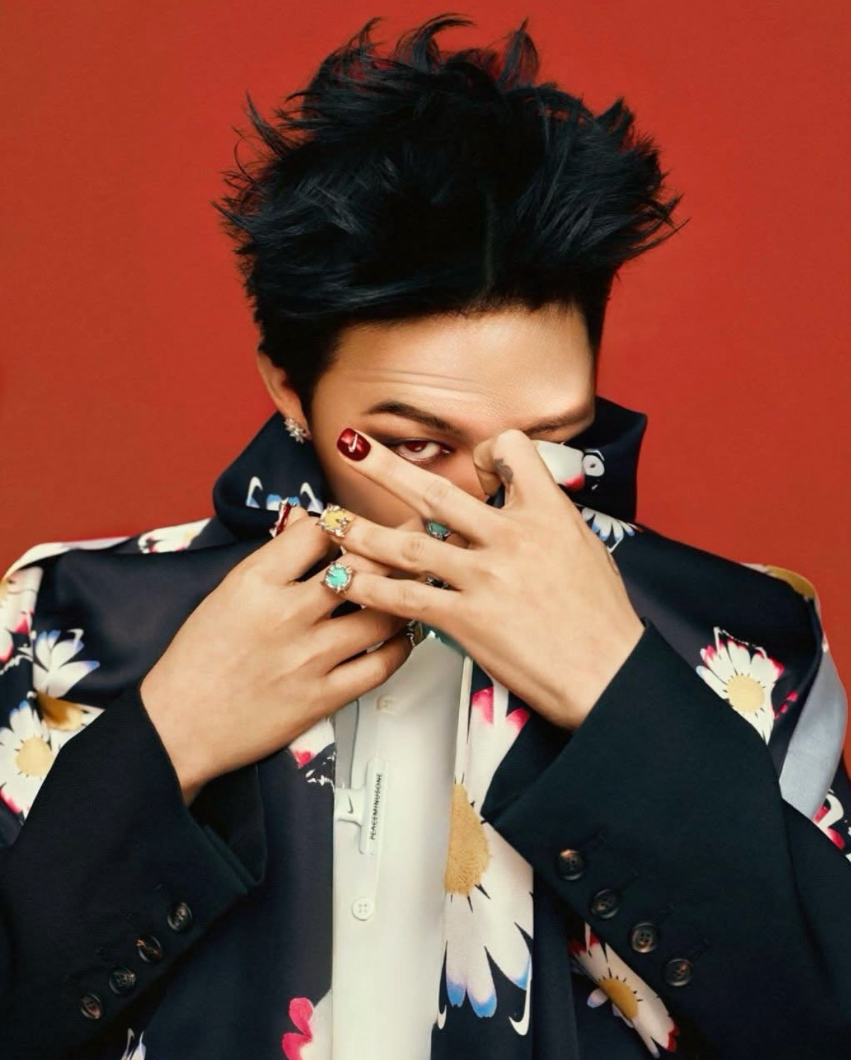 Behind-the-scenes cut of G-DRAGON (BIGBANG)