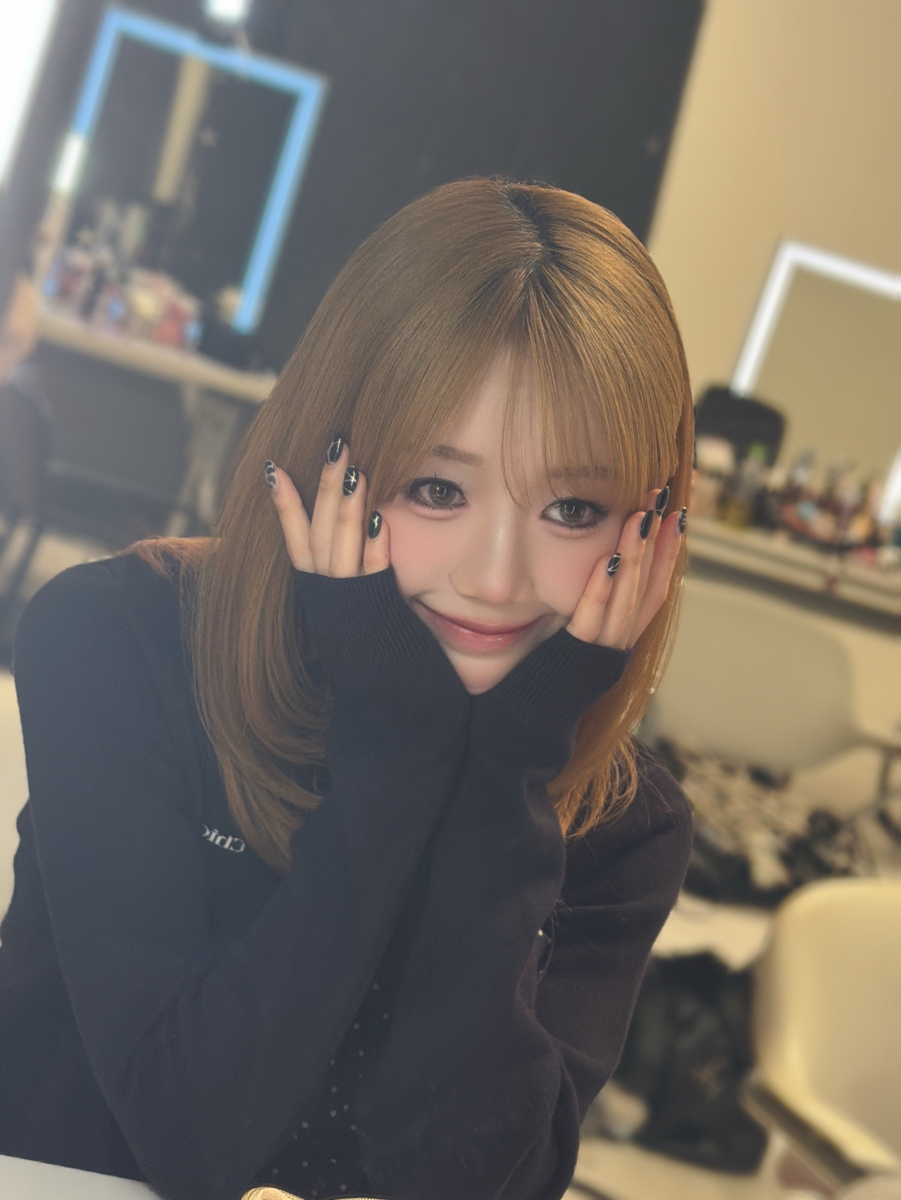 Behind-the-scenes cut of Shimizu Keiko (ME:I)