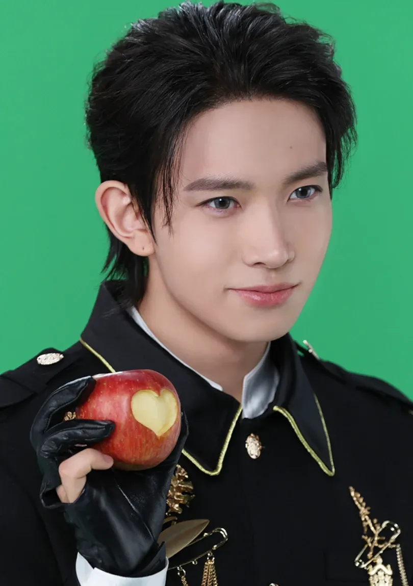 Foto terbaru Heeseung