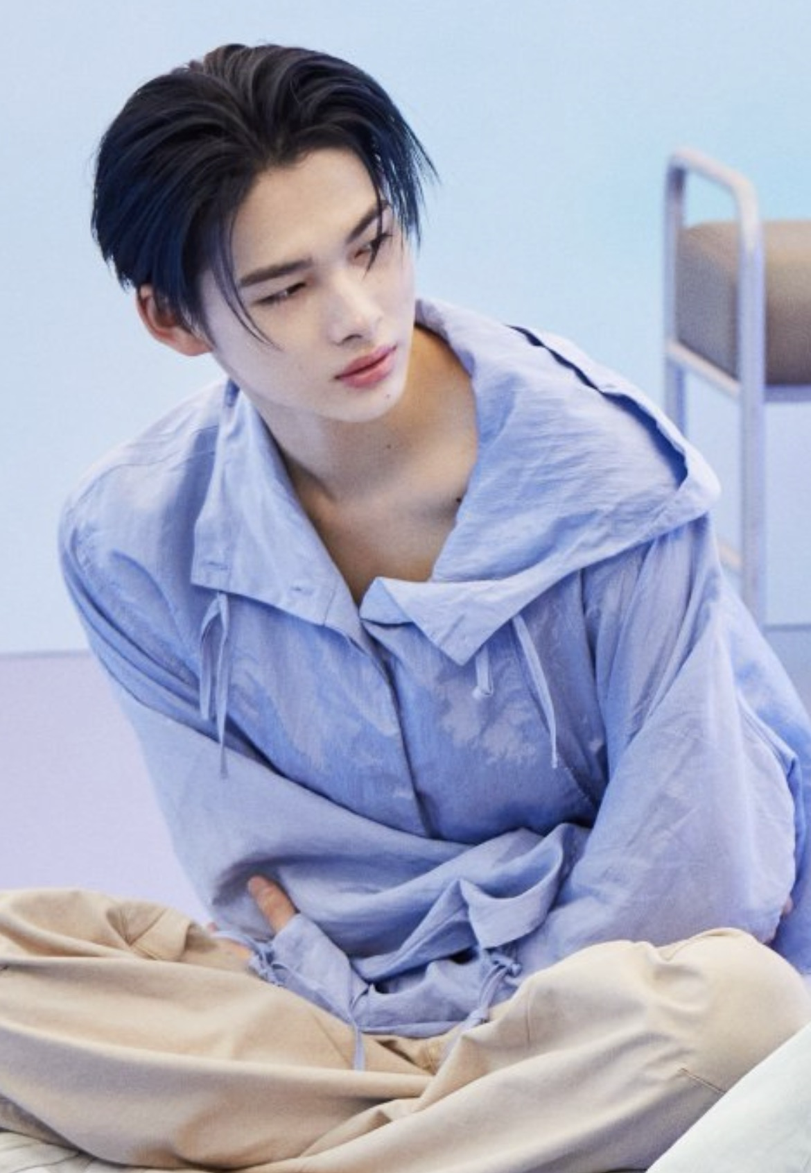 Foto terbaru NI-KI (ENHYPEN)