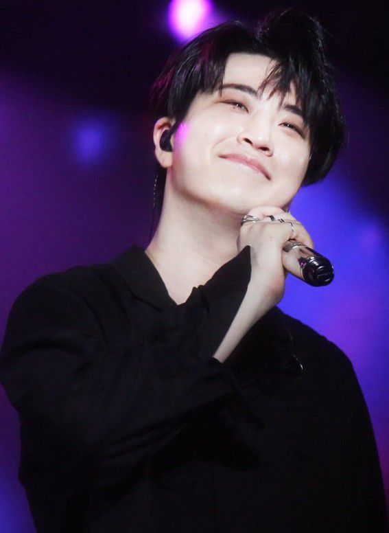 A moment captured by JAY B (GOT7)'s fan