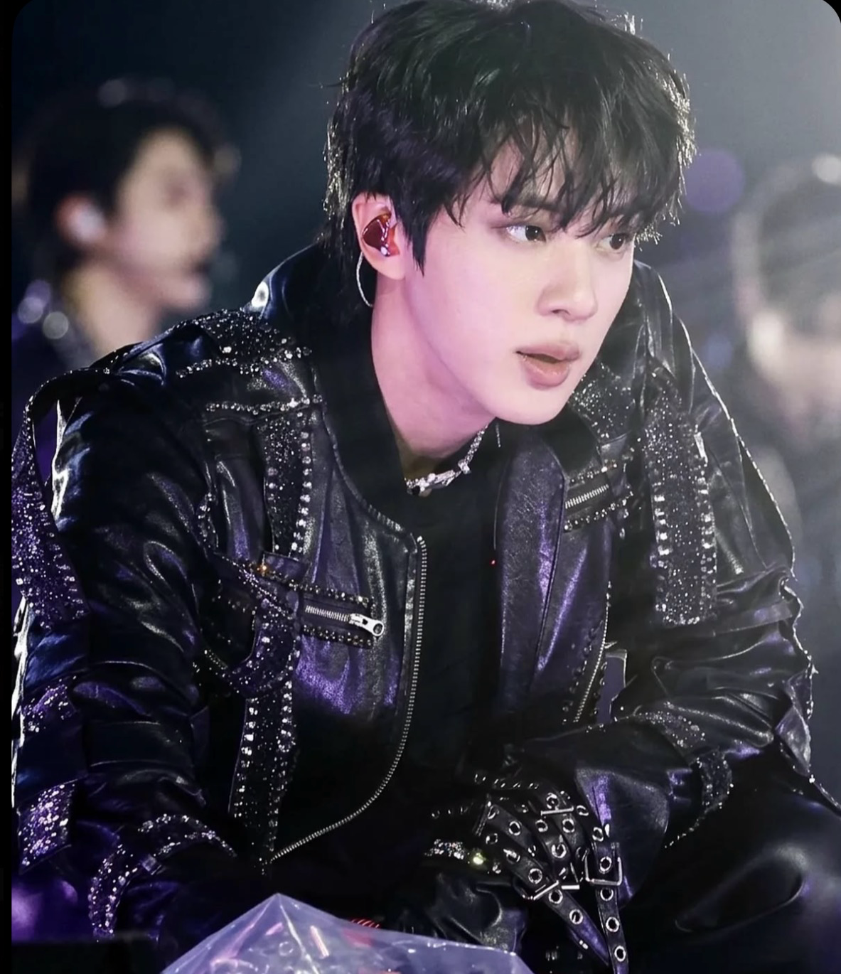 진 (방탄소년단)의 비하인드 컷
