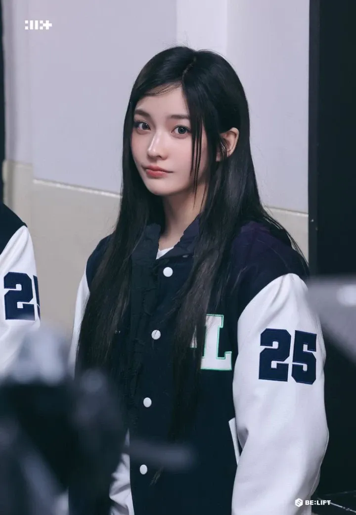 Behind-the-scenes cut of Iroha (ILLIT)