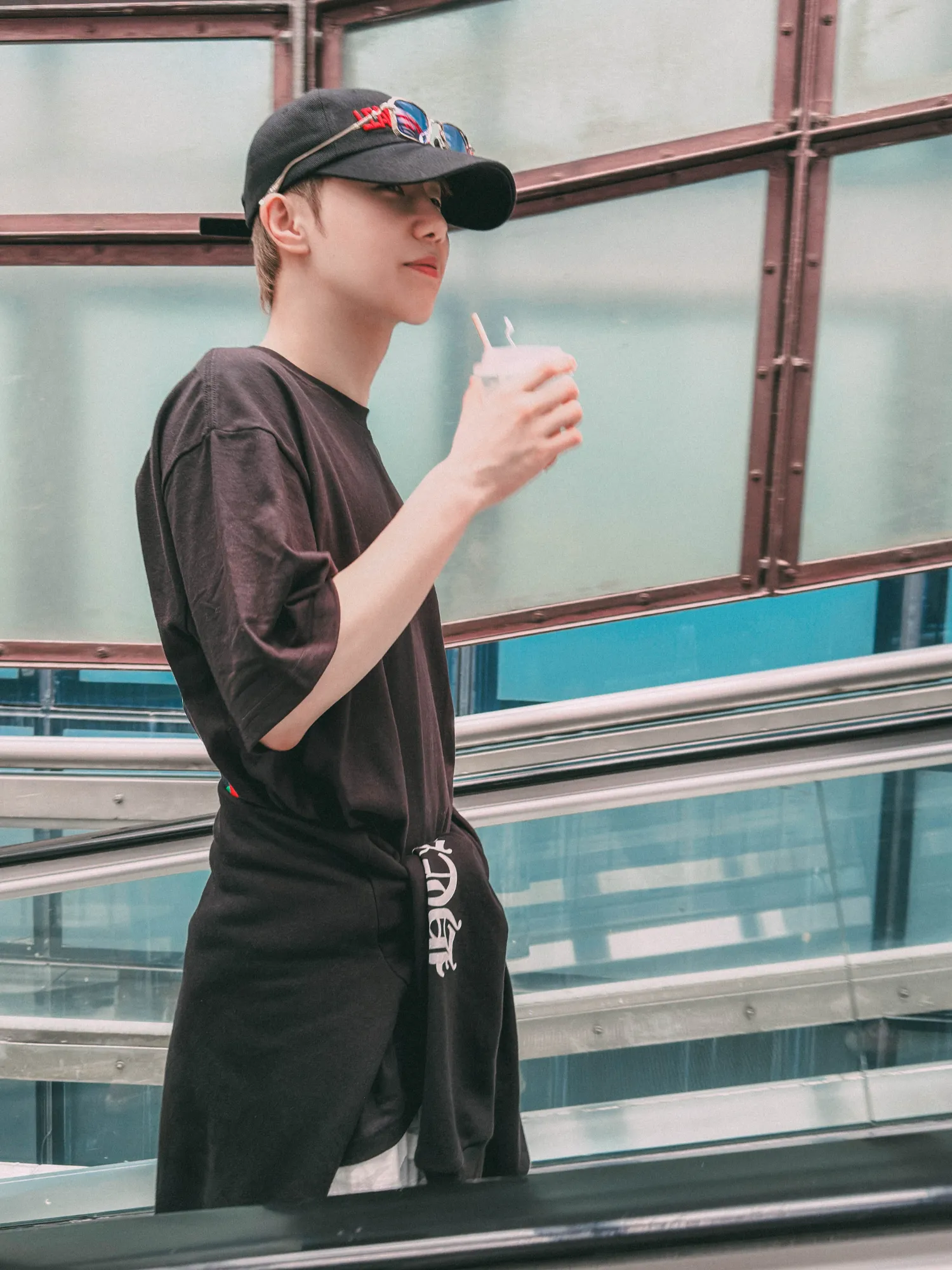 Recent activity shot of Sungkyu (INFINITE)