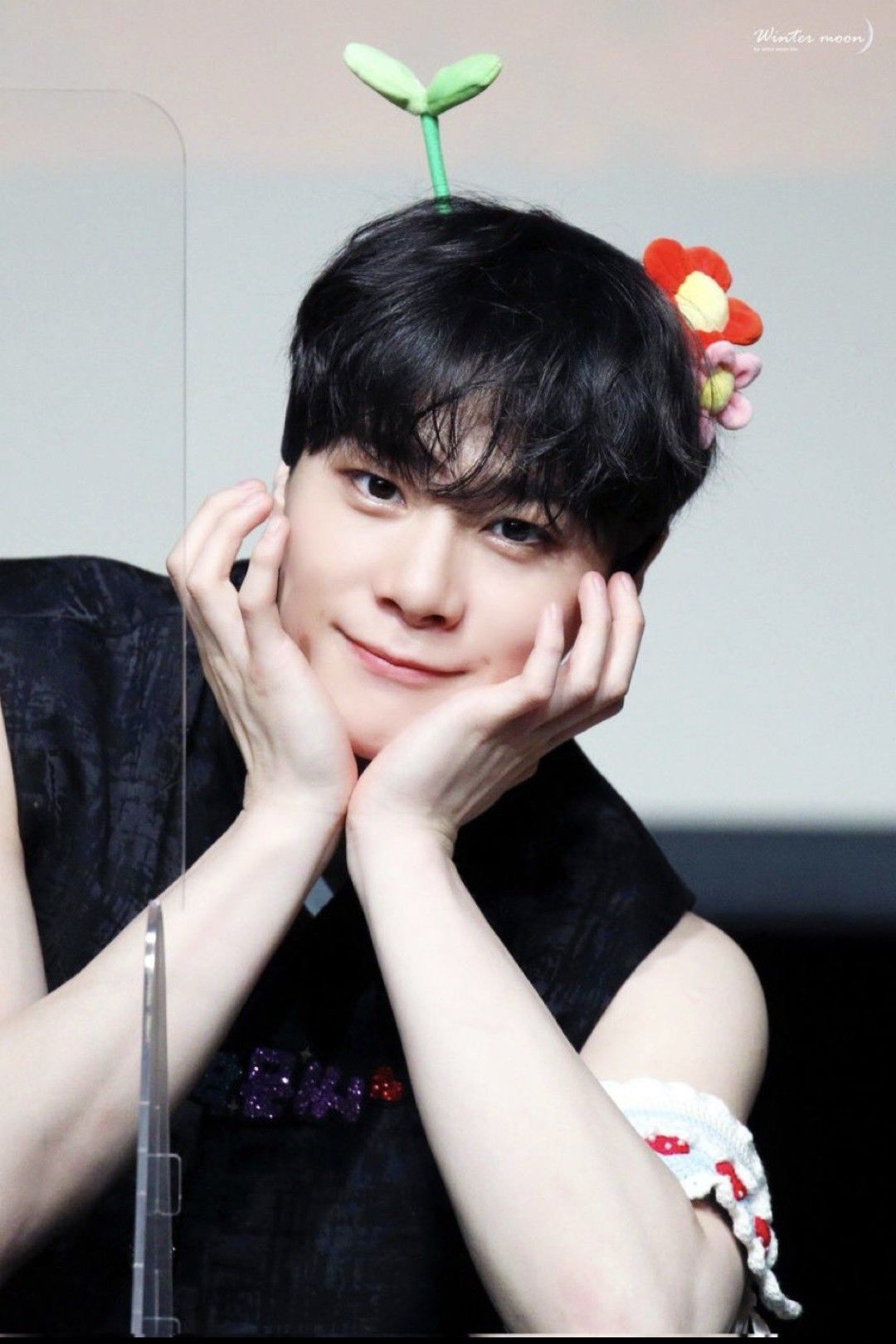 Behind-the-scenes cut of Moonbin (ASTRO)