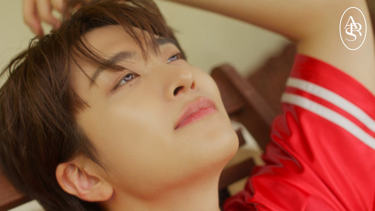 Latest photo of Youngjae (GOT7)