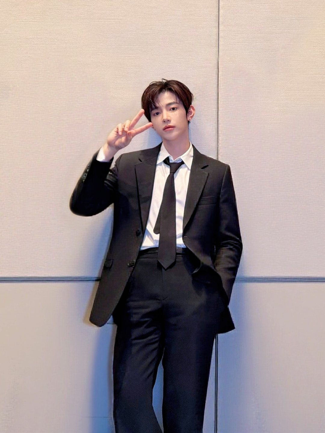 Latest photo of Zhang Hao (ZEROBASEONE)