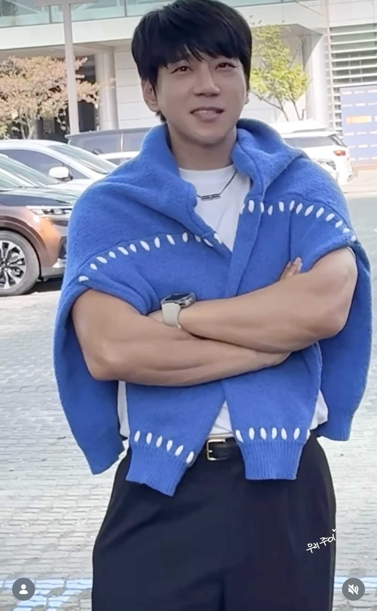 Latest photo of Hwang Chiyeol