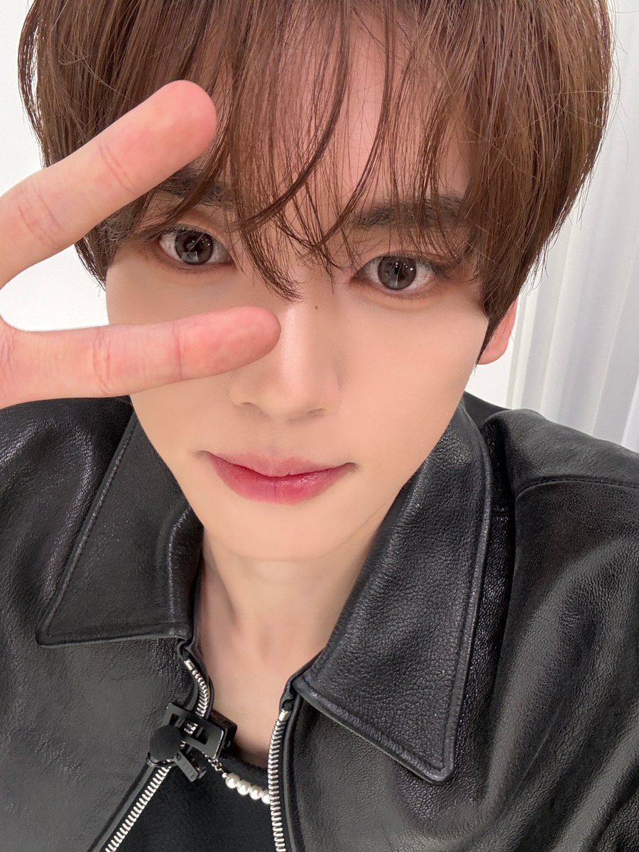 A moment captured by ZEROBASEONE's fan