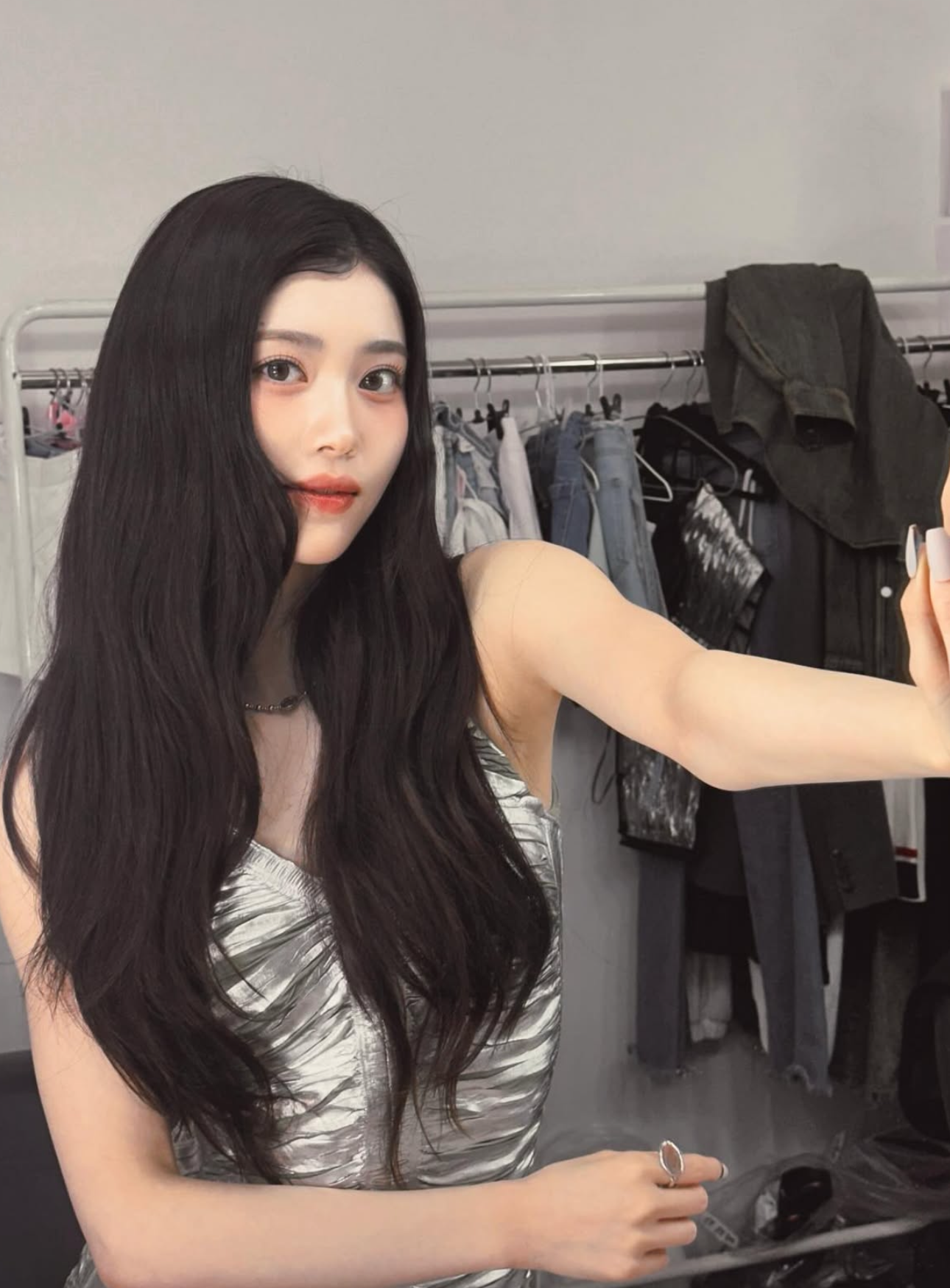 シャオティン (Kep1er)の舞台裏ショット