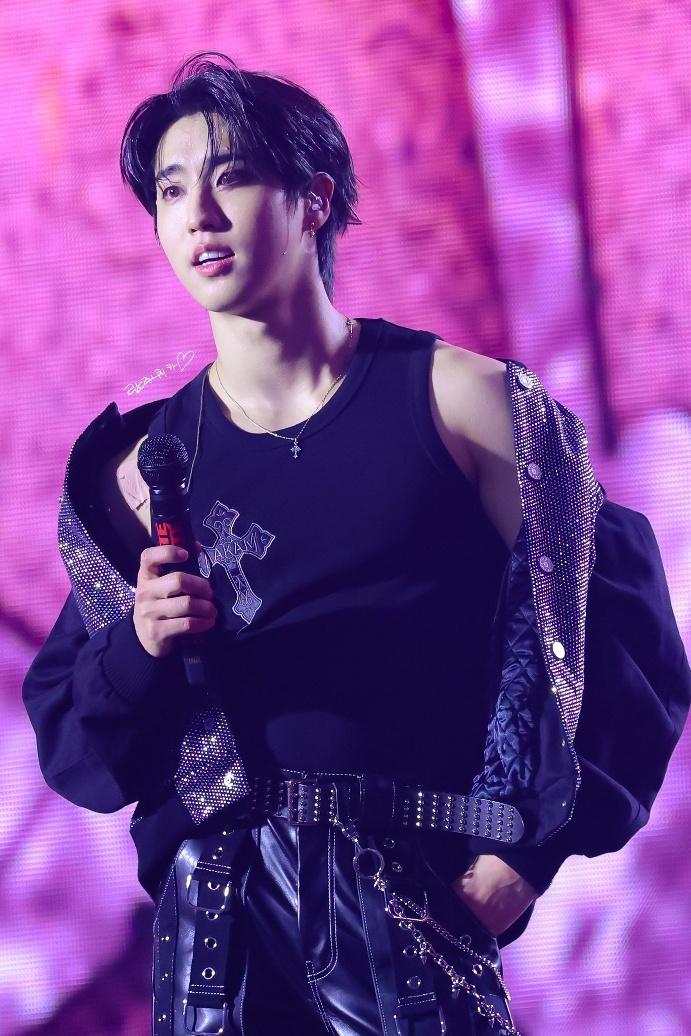 한 (Stray Kids)의 최신 사진