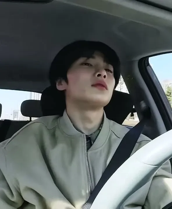 Recent activity shot of I.N (Stray Kids)