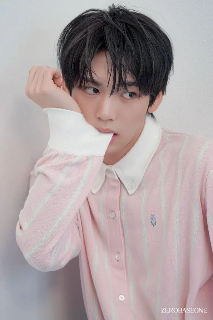 Recent activity shot of Han Yujin