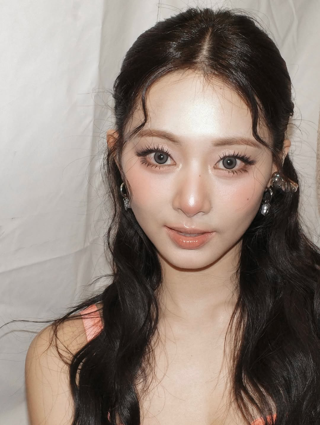 Foto terbaru Tzuyu (TWICE)