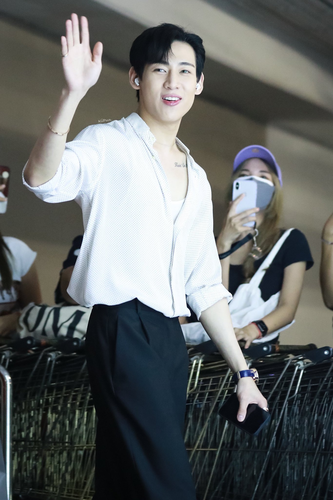 Latest photo of Bambam (GOT7)