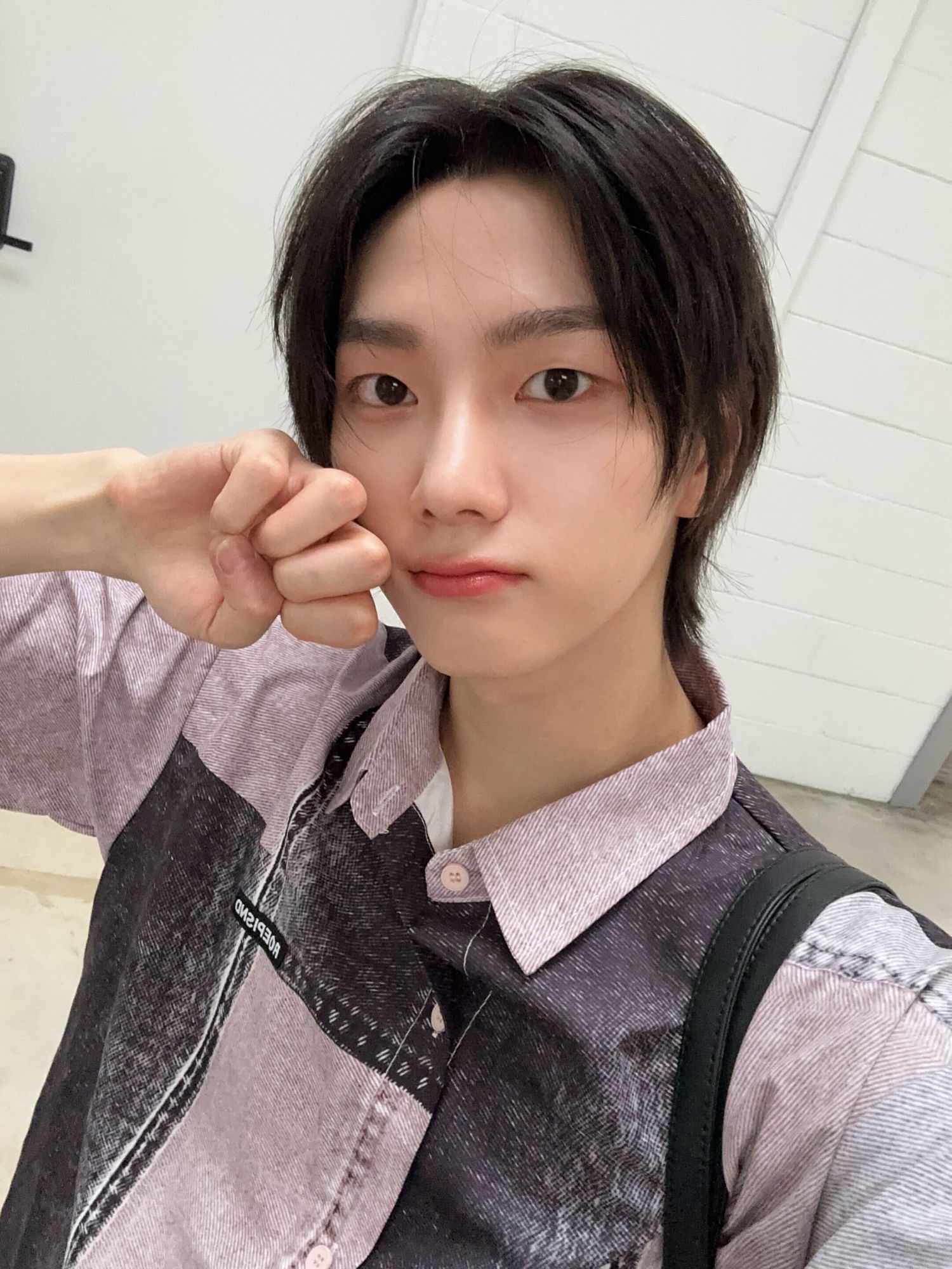 성호 (BOYNEXTDOOR)의 비하인드 컷